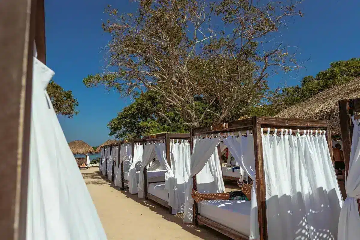 Bora Bora Beach Club - Image 28