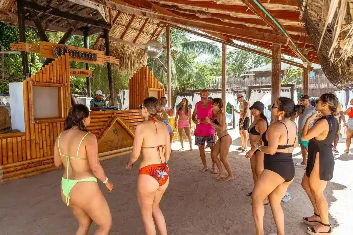 Bora Bora Beach Club - Image 24