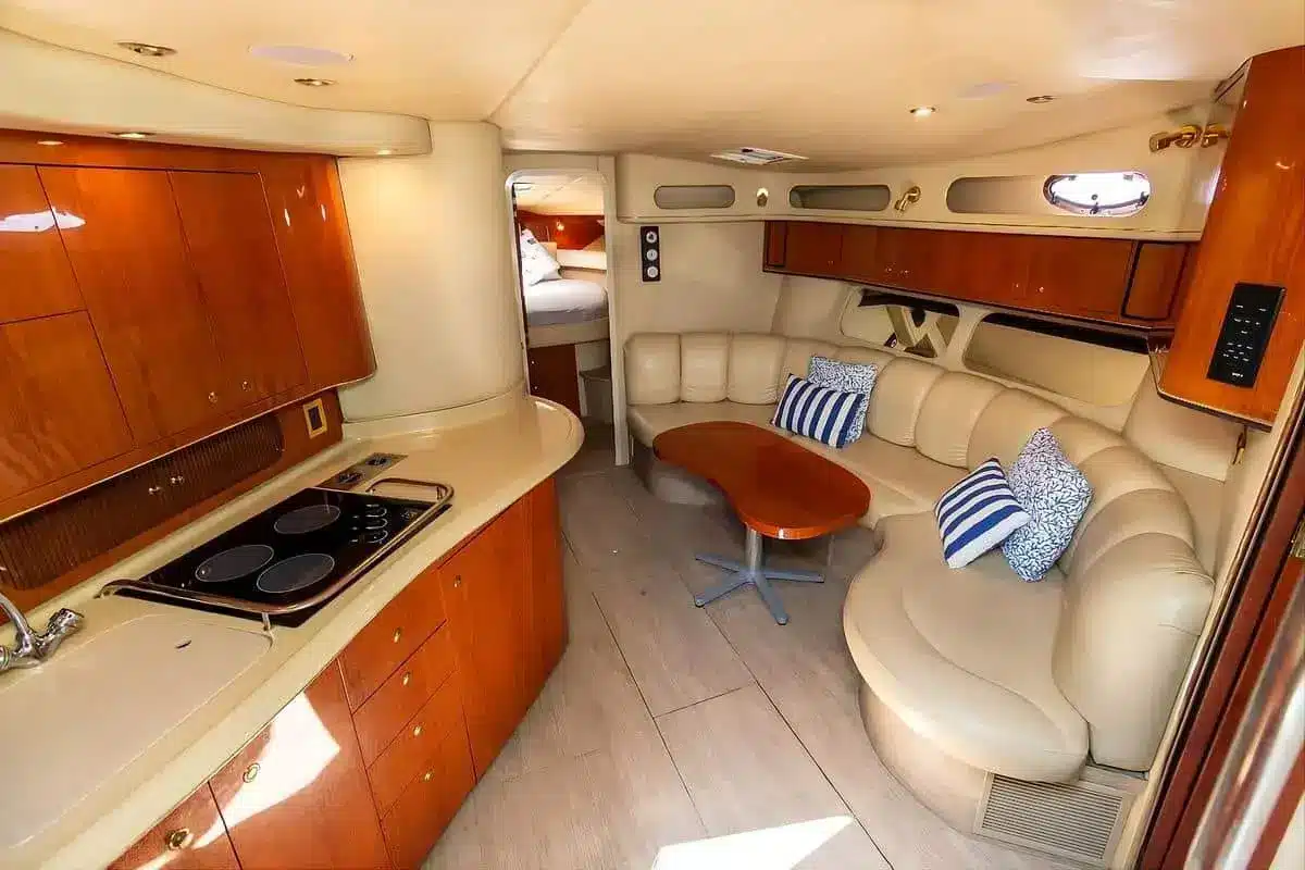 Yate Luz IV - Image 12