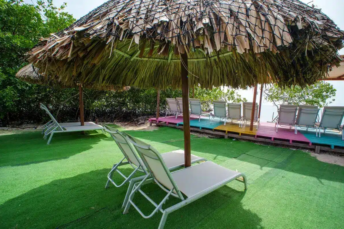 Coco Loco Beach - Image 11